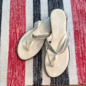 Toscan Ella Meja White Embellished Sandals NWT - 9.5